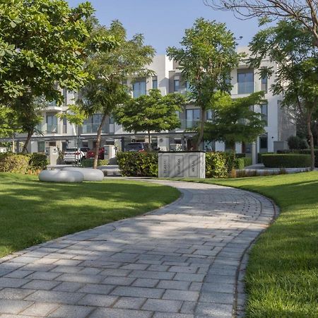 Stay By Latinem Luxury 2Br Holiday Home Cv B609 Near Burj Khalifa Dubai Bagian luar foto