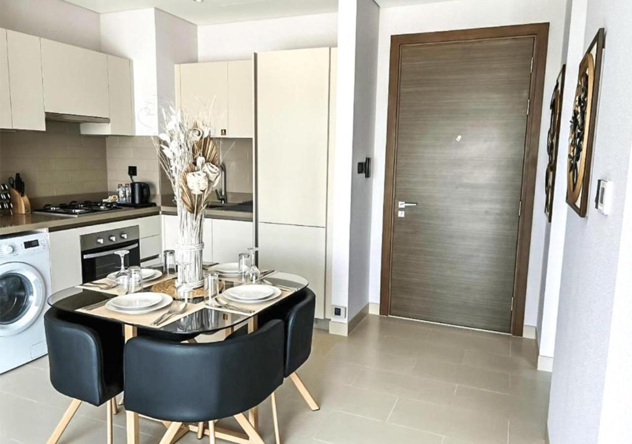 Stay By Latinem Luxury 2Br Holiday Home Cv B609 Near Burj Khalifa Dubai Bagian luar foto