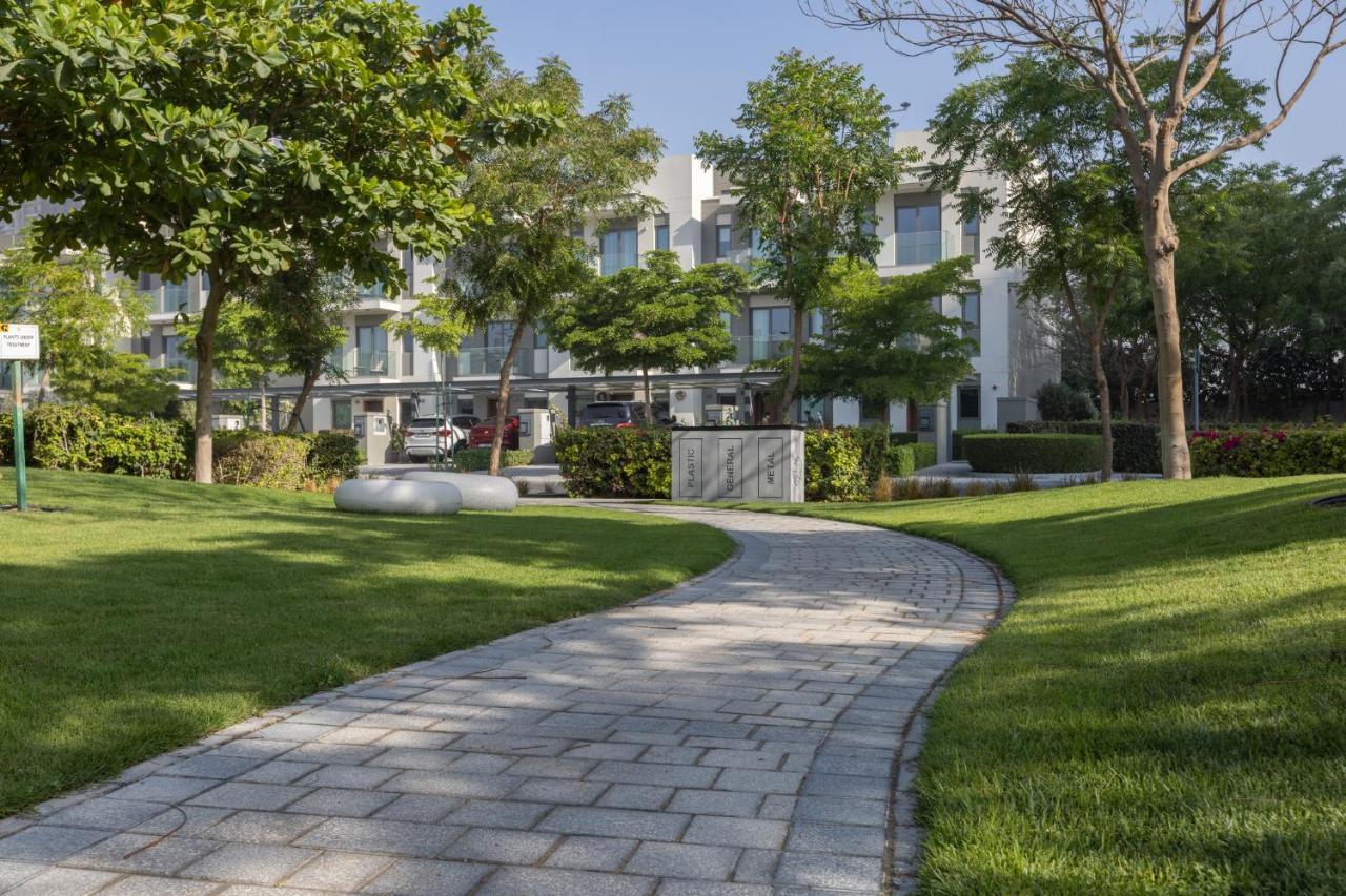 Stay By Latinem Luxury 2Br Holiday Home Cv B609 Near Burj Khalifa Dubai Bagian luar foto